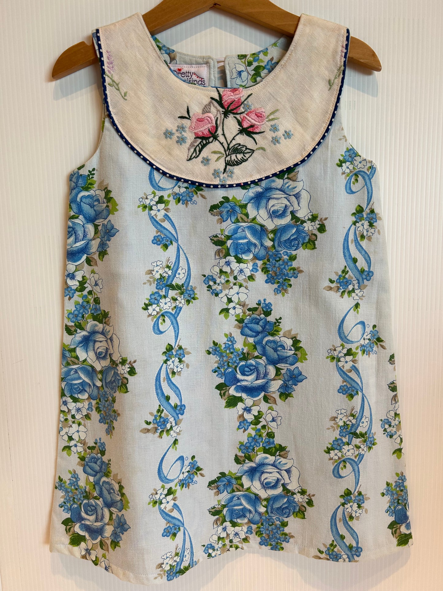 Vintage Doily dress - size 4