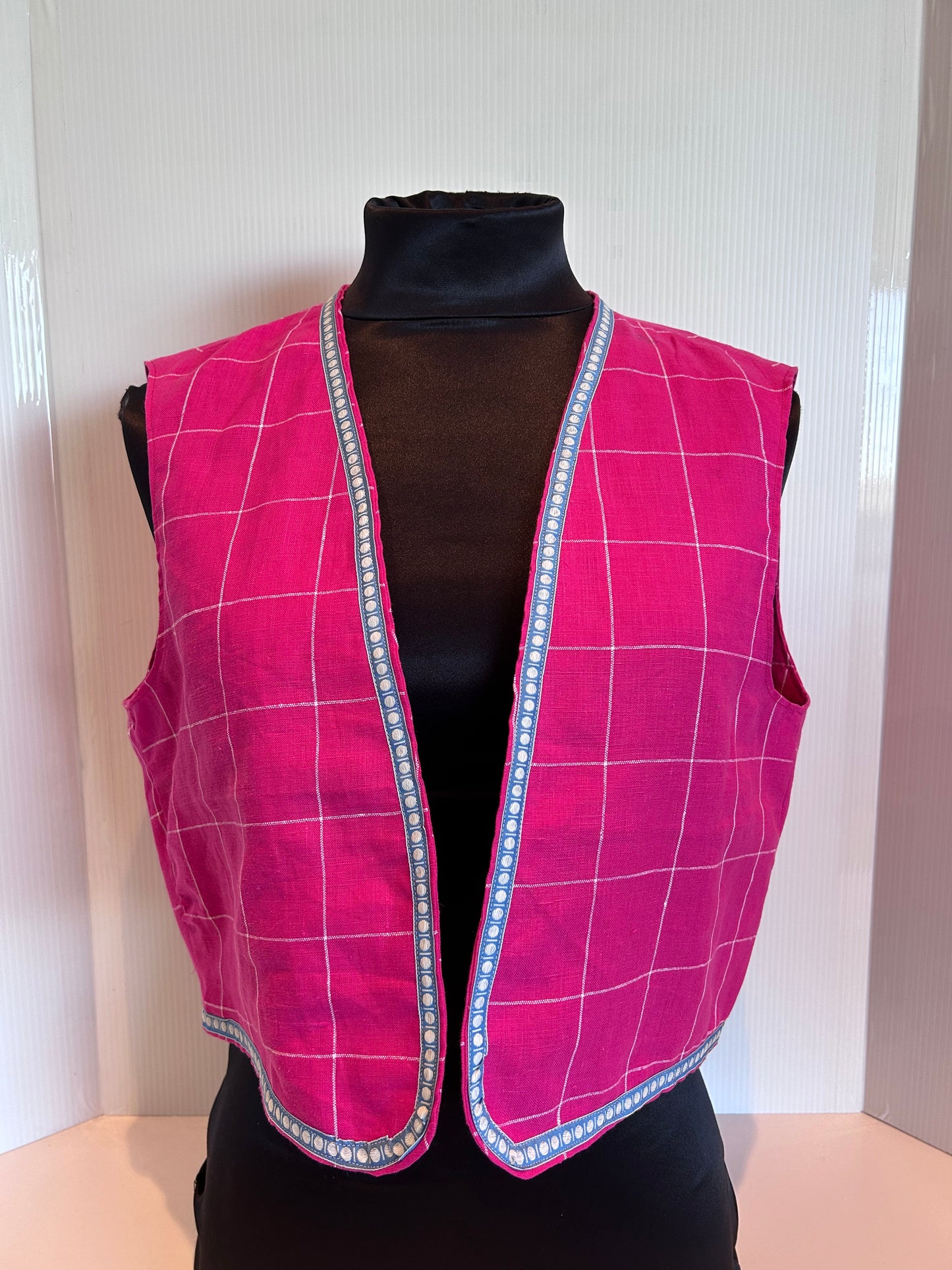Women’s reversible vest - Small