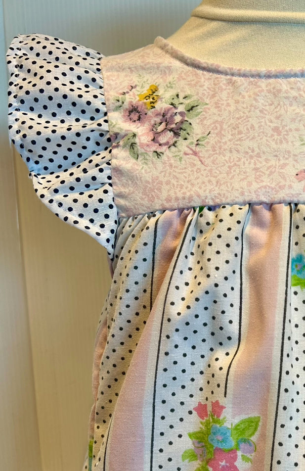 Assorted vintage fabric children’s top - size 5