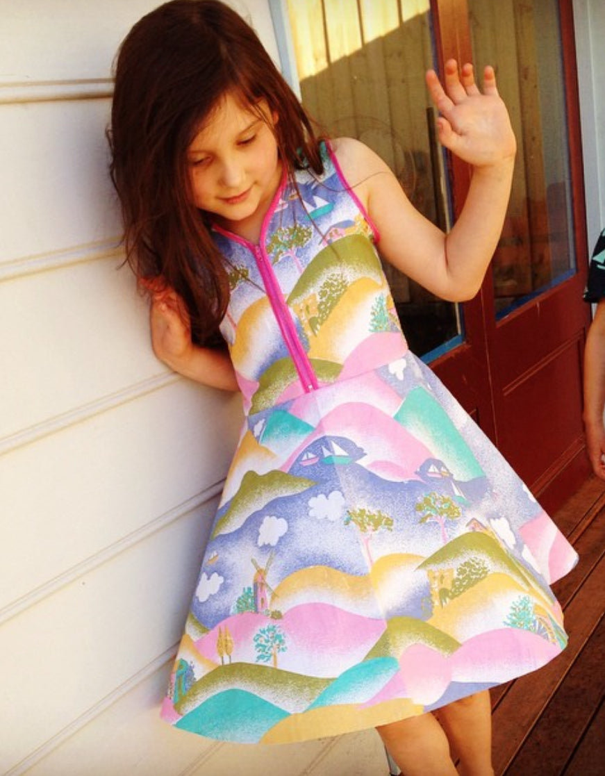 Vintage fabric zipper dress - size 2