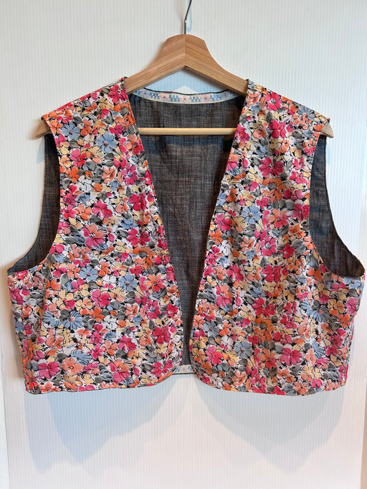 Women’s reversible vest - XL